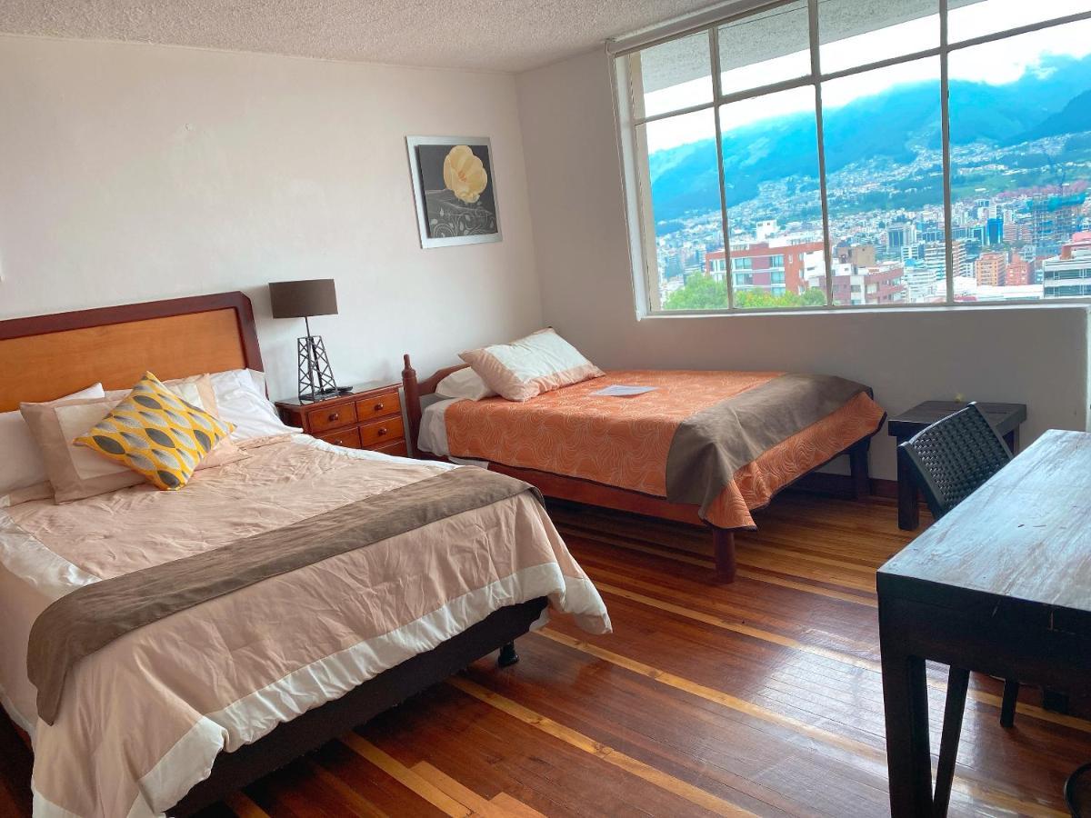 Bed&Breakfast La Uvilla Quito Esterno foto